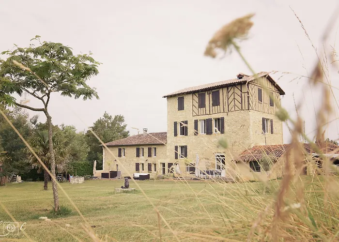 ゲストハウス A Clairefontaine