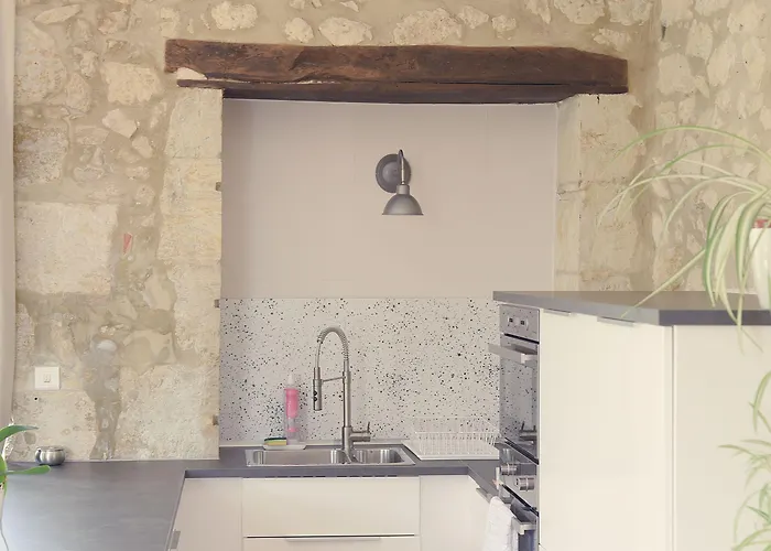 A Clairefontaine ゲストハウス オーシュ